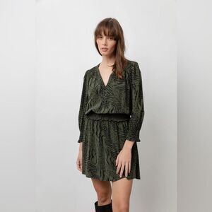 NWT Rails Zana Dress in Olive Mixed Animal Print SZ S Mini Zebra Leopard Giraffe